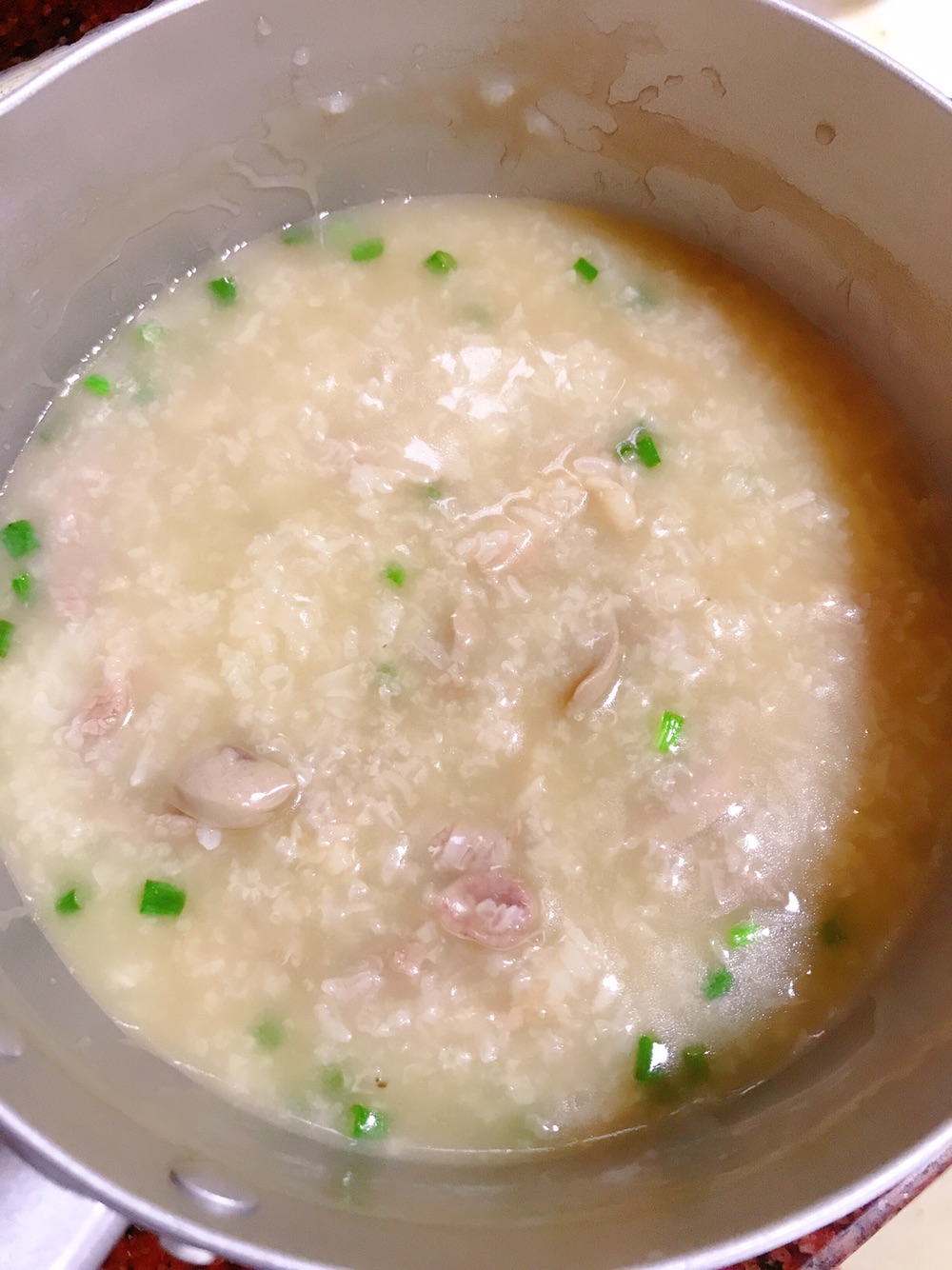 营养美味的生滚猪杂粥~广东人早餐的最爱