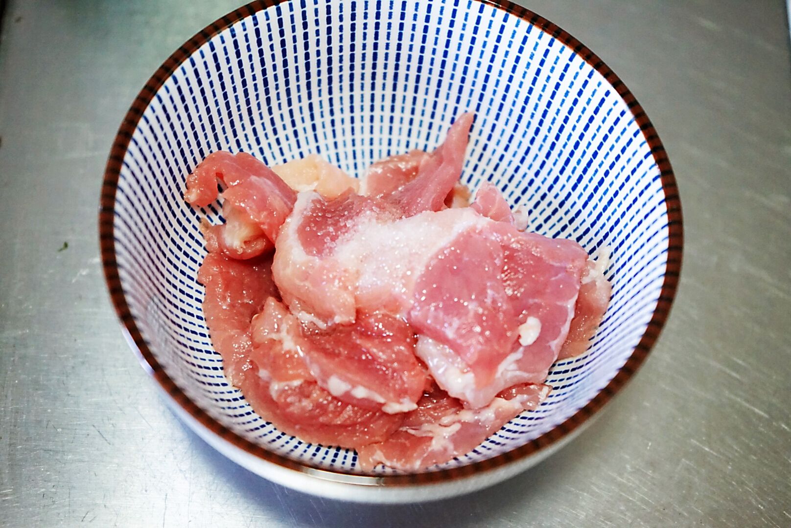 营养下饭的胡萝卜香菇炒肉
