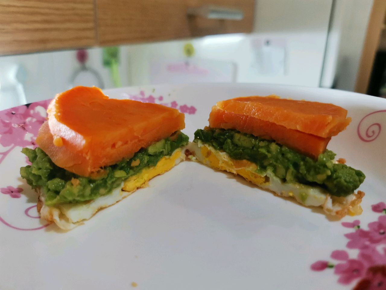 营养早餐 鸡蛋牛油果蜜薯
