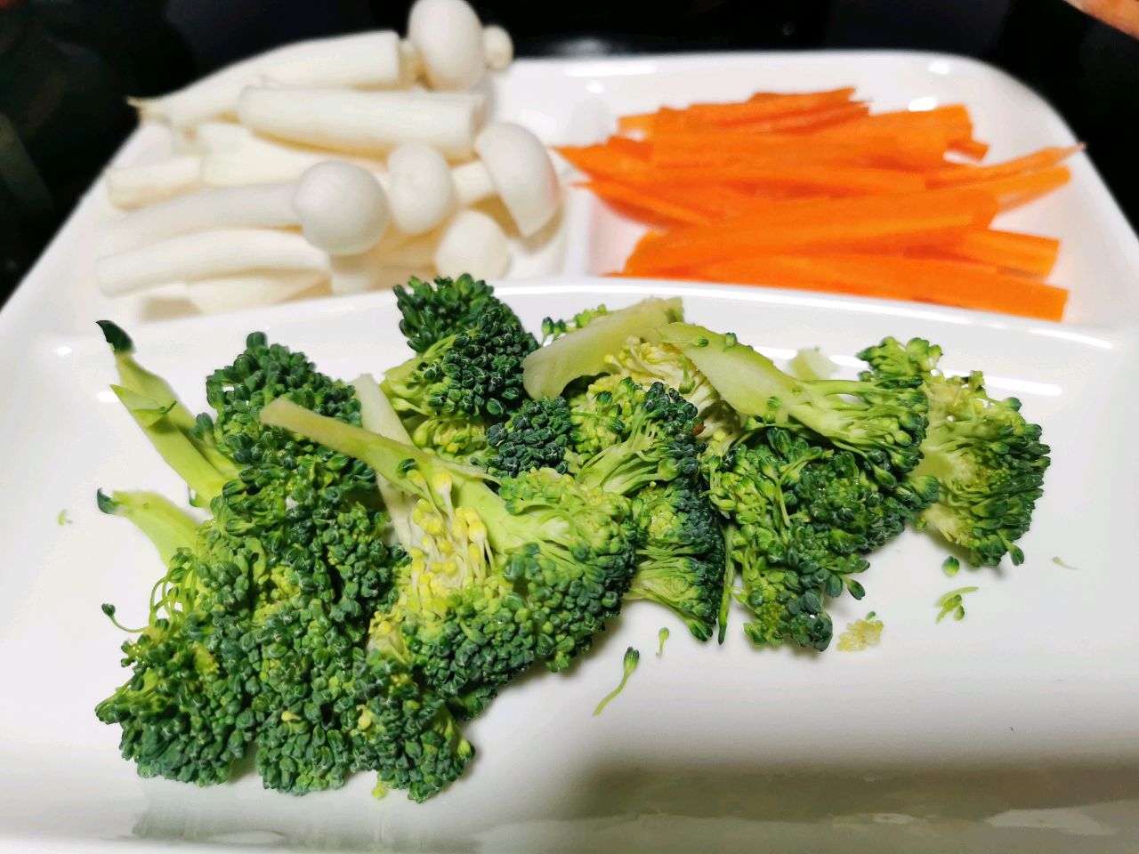 樱玉豆腐炒虾仁