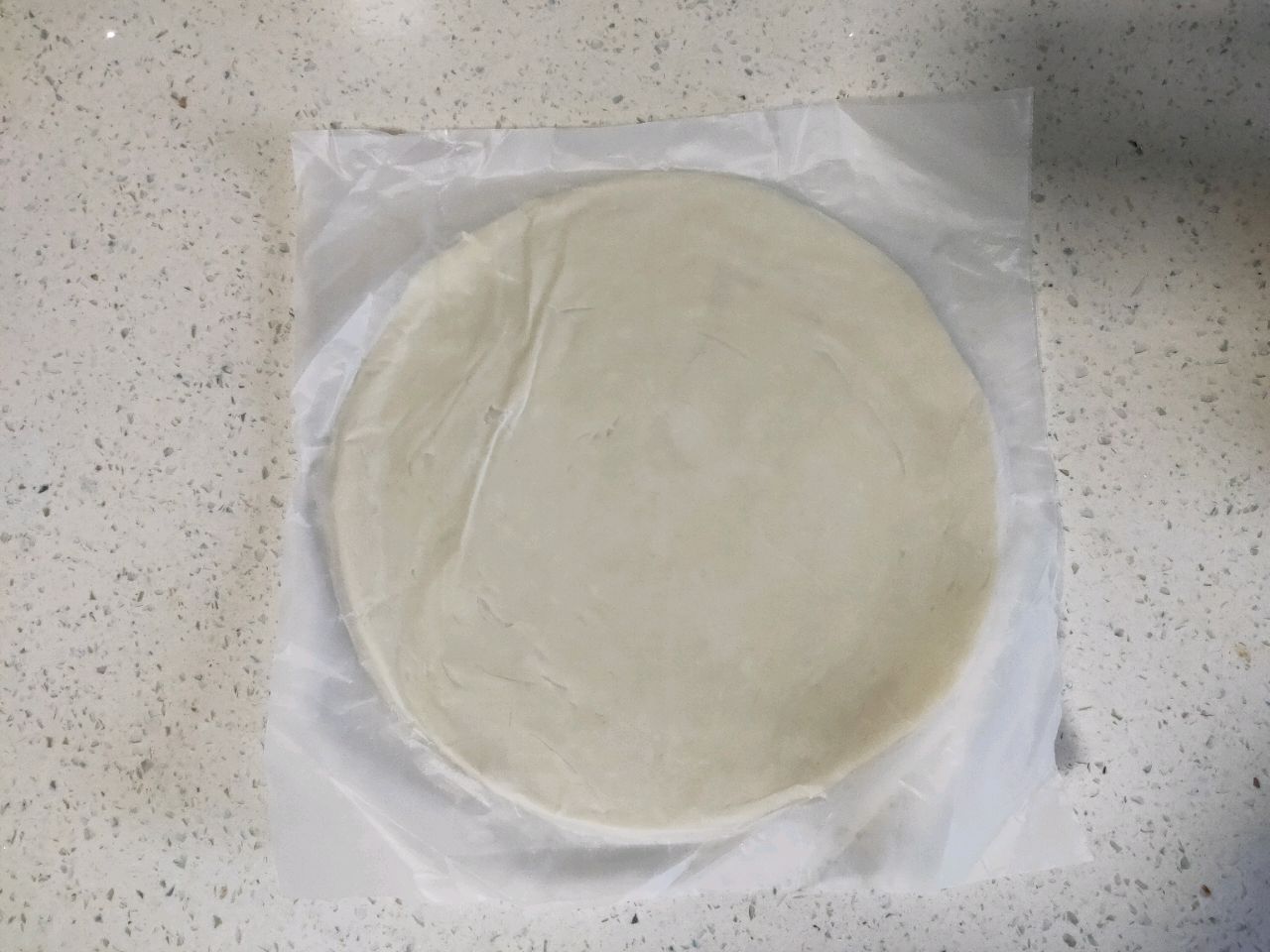 用手抓饼做的咸口毛毛虫面包～