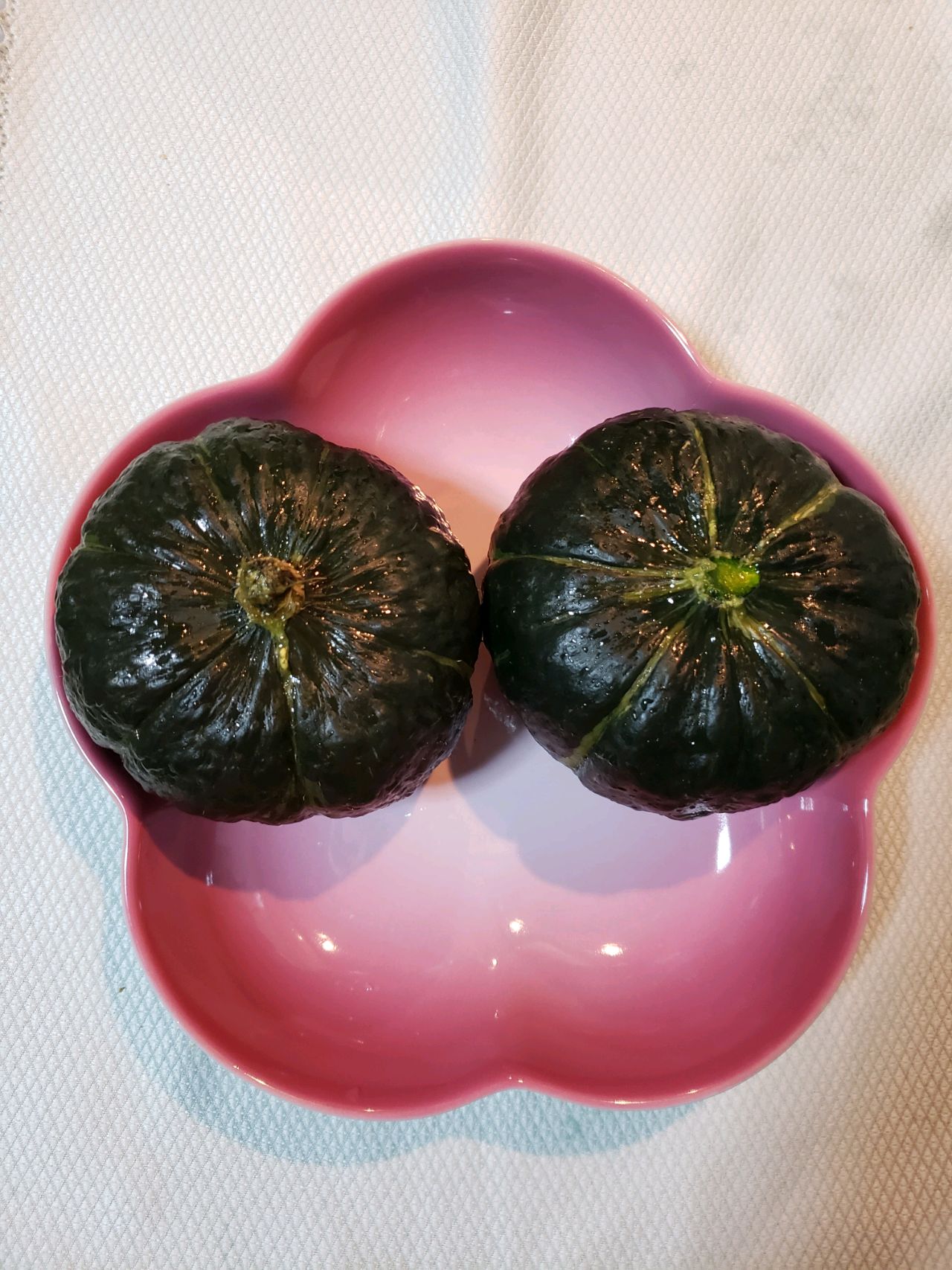 用微波炉烤香甜软糯贝贝南瓜