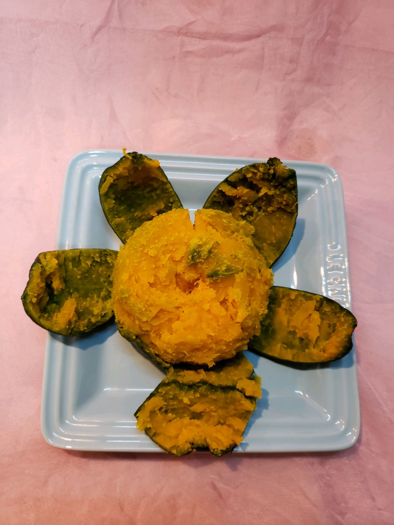 用微波炉烤香甜软糯贝贝南瓜
