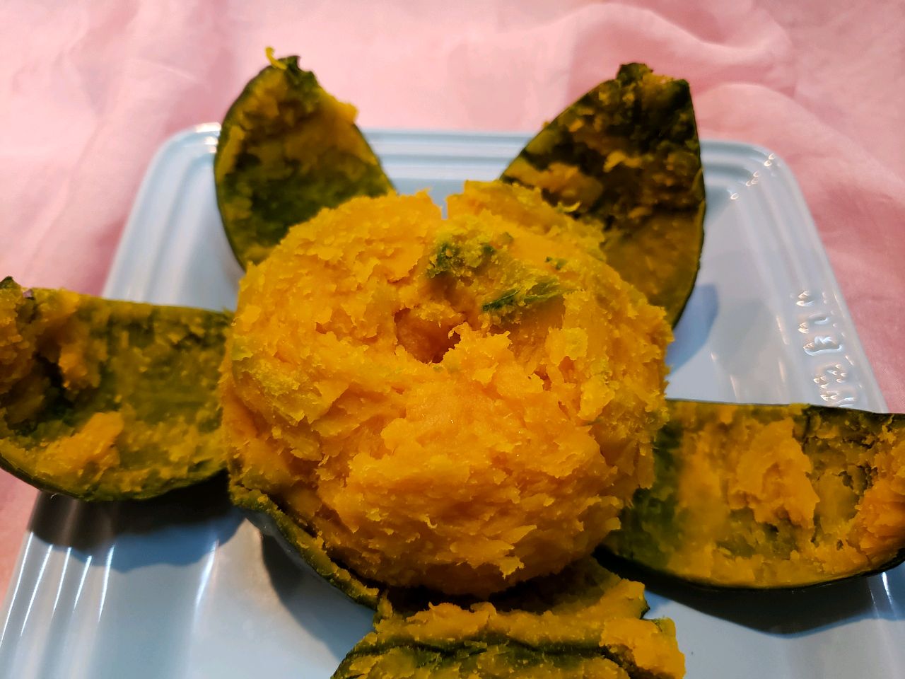 用微波炉烤香甜软糯贝贝南瓜