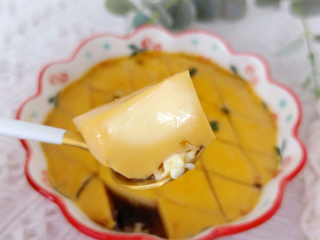 拥有布丁口感,超嫩滑的水蒸蛋