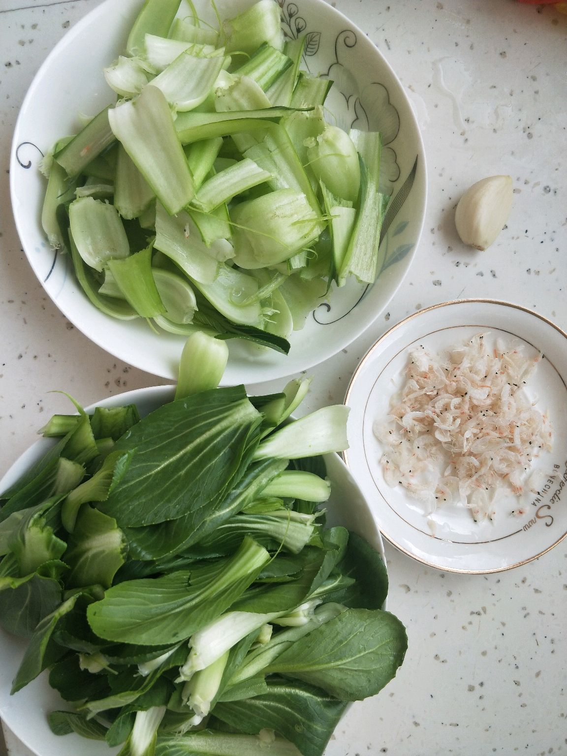 油菜炒虾皮