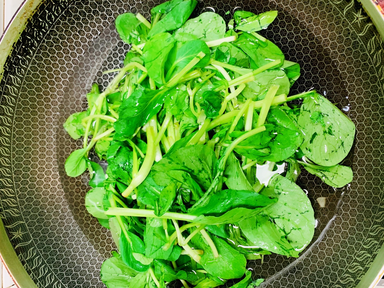 油淋鸡毛菜