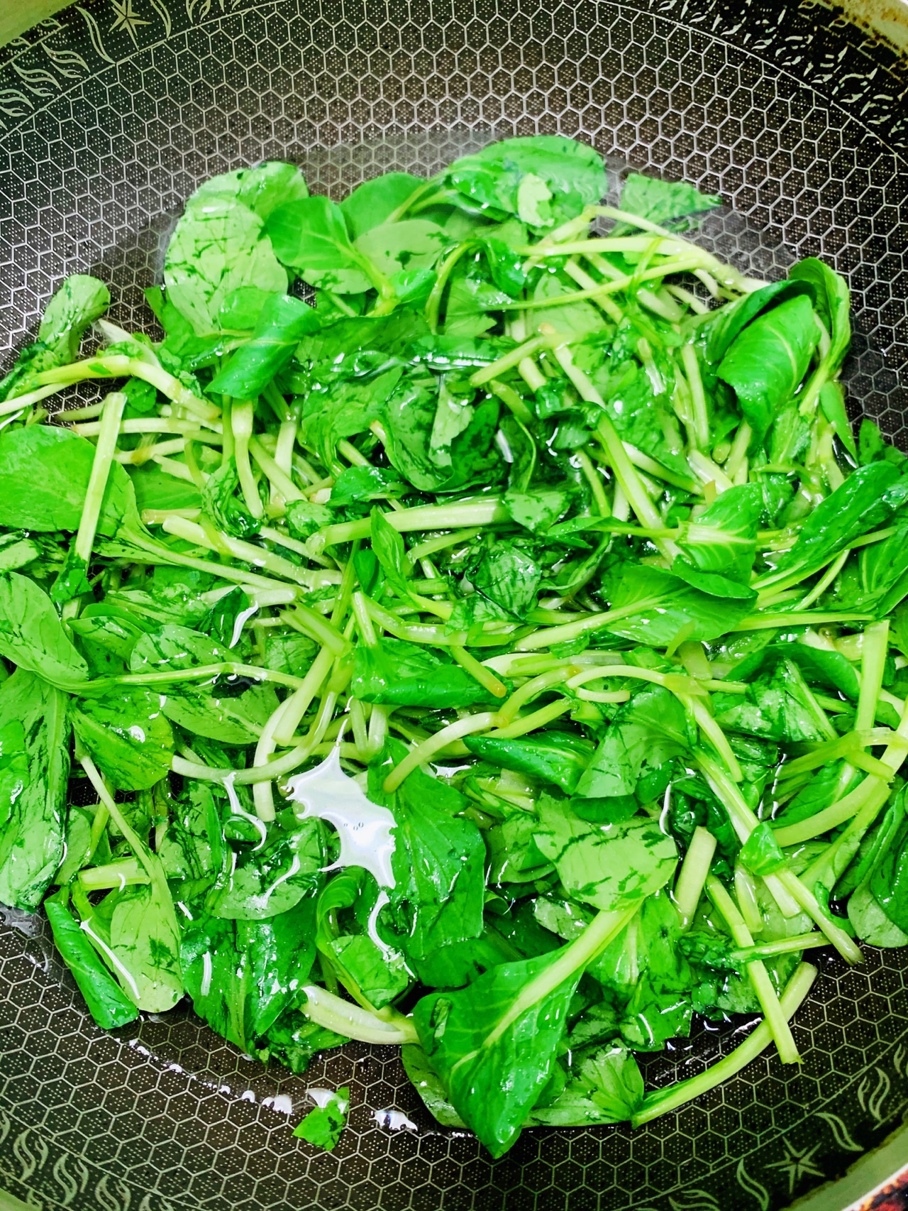 油淋鸡毛菜