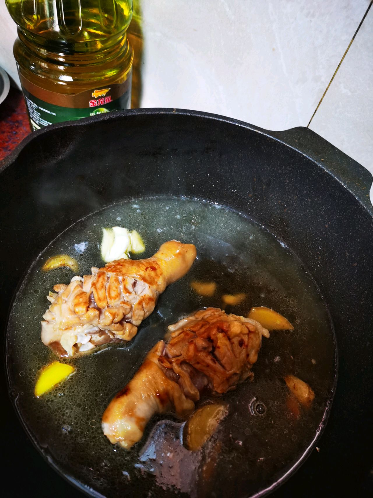 油焖鸡腿