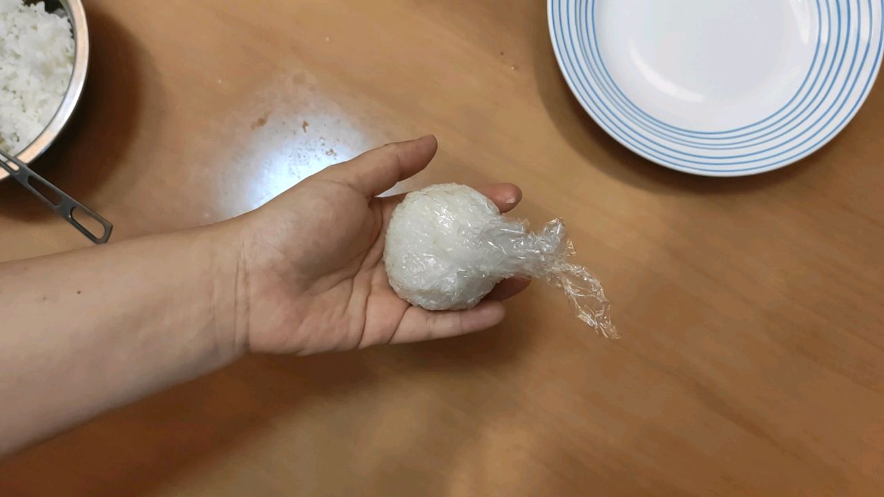 又萌又鲜美，雪人盖浇饭