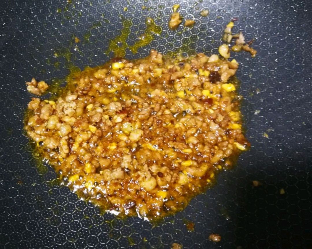 莜面鱼鱼煮香菇西红柿土豆