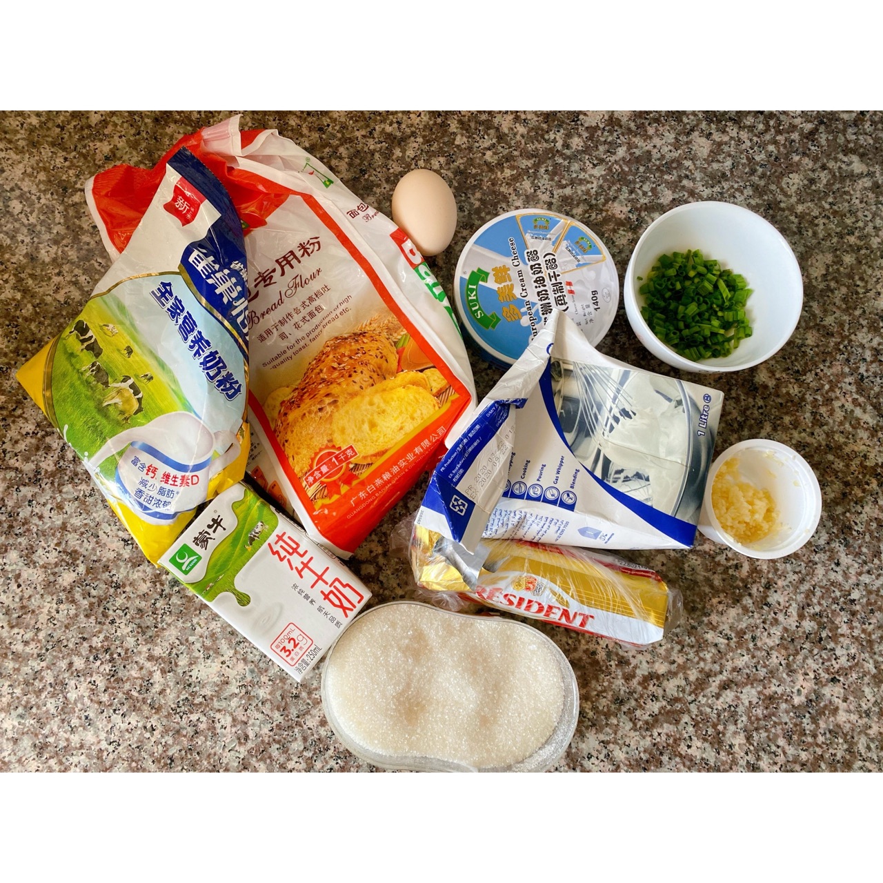 又軟又好吃的蒜香奶酪包（網紅麵包）