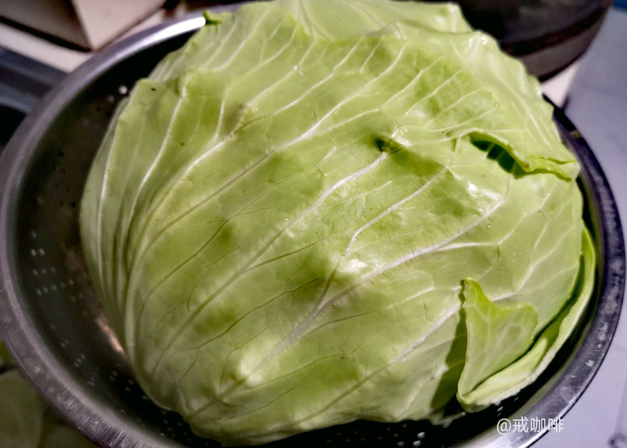 油渣炒包菜