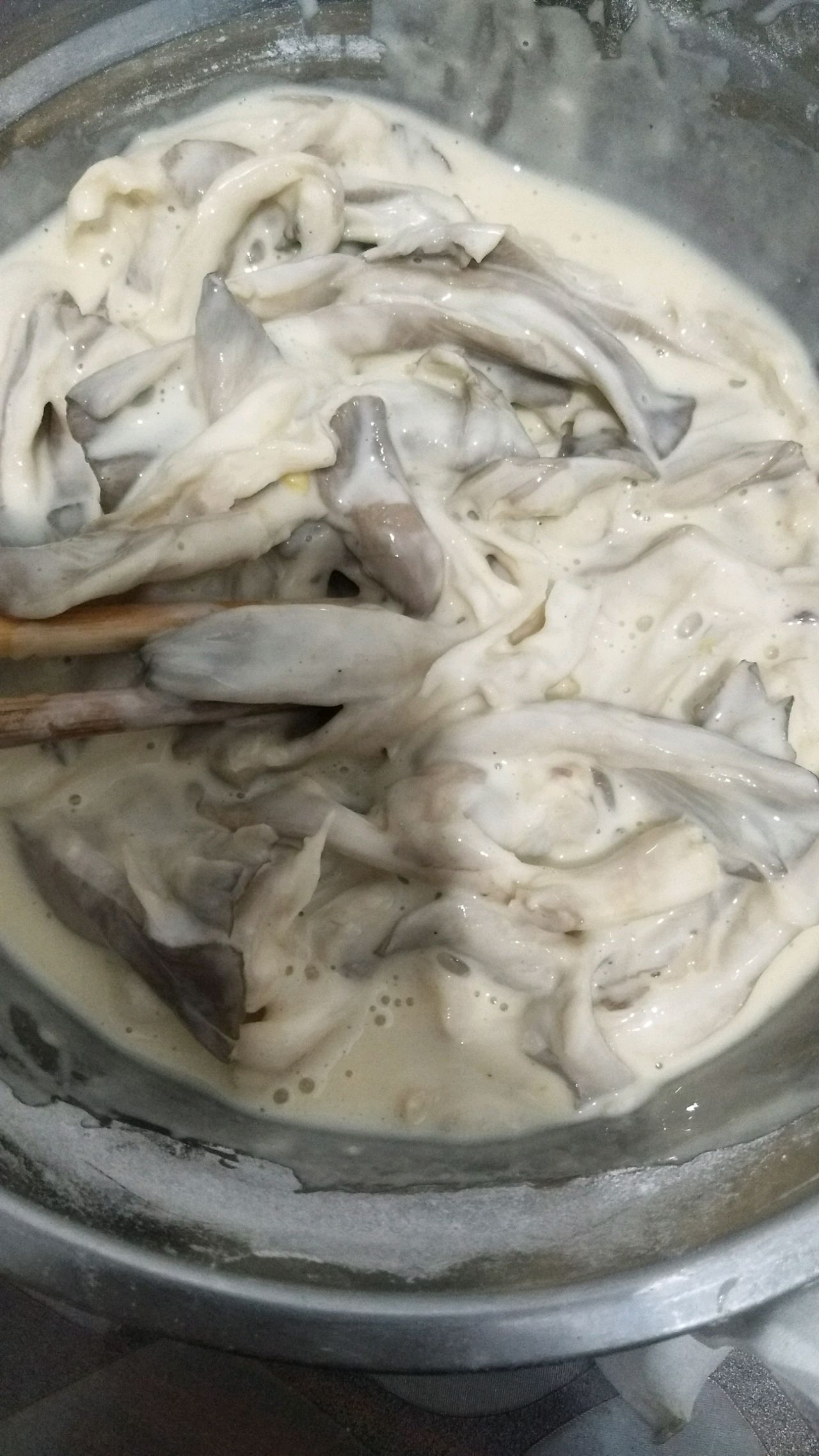 ，油炸平菇