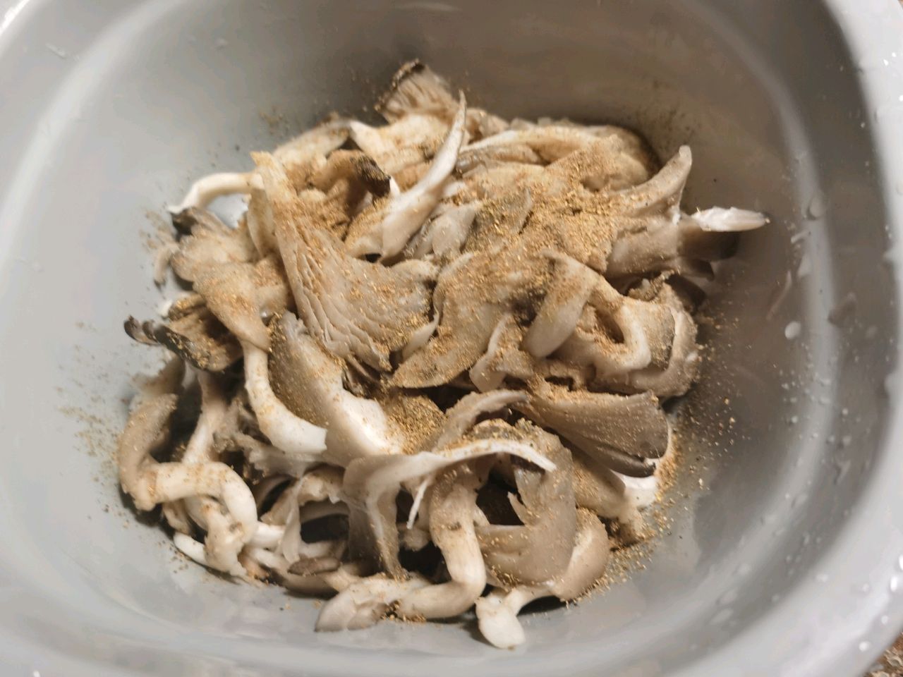 油炸平菇（外脆里嫩）