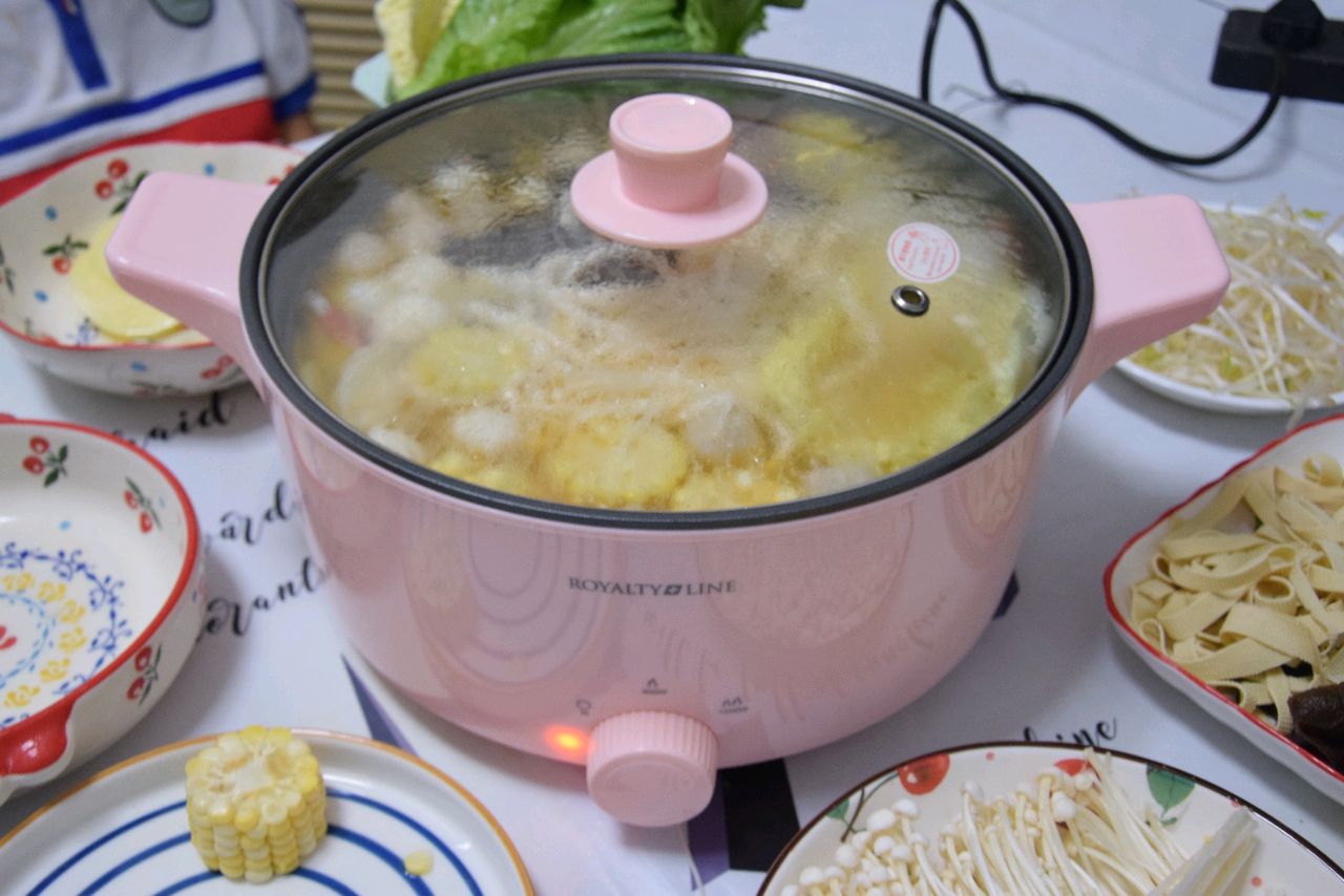鱼贝鲜汤素菜火锅