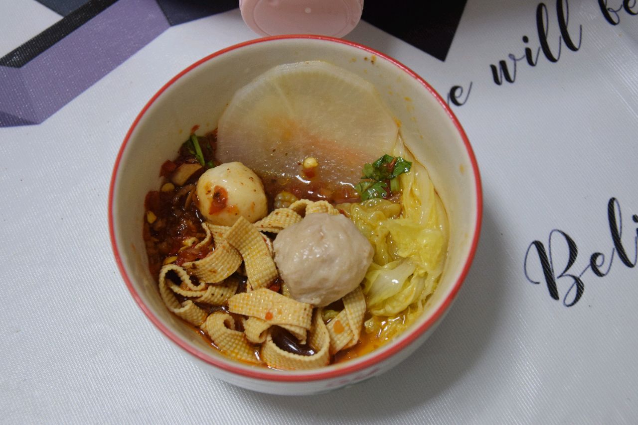 鱼贝鲜汤素菜火锅