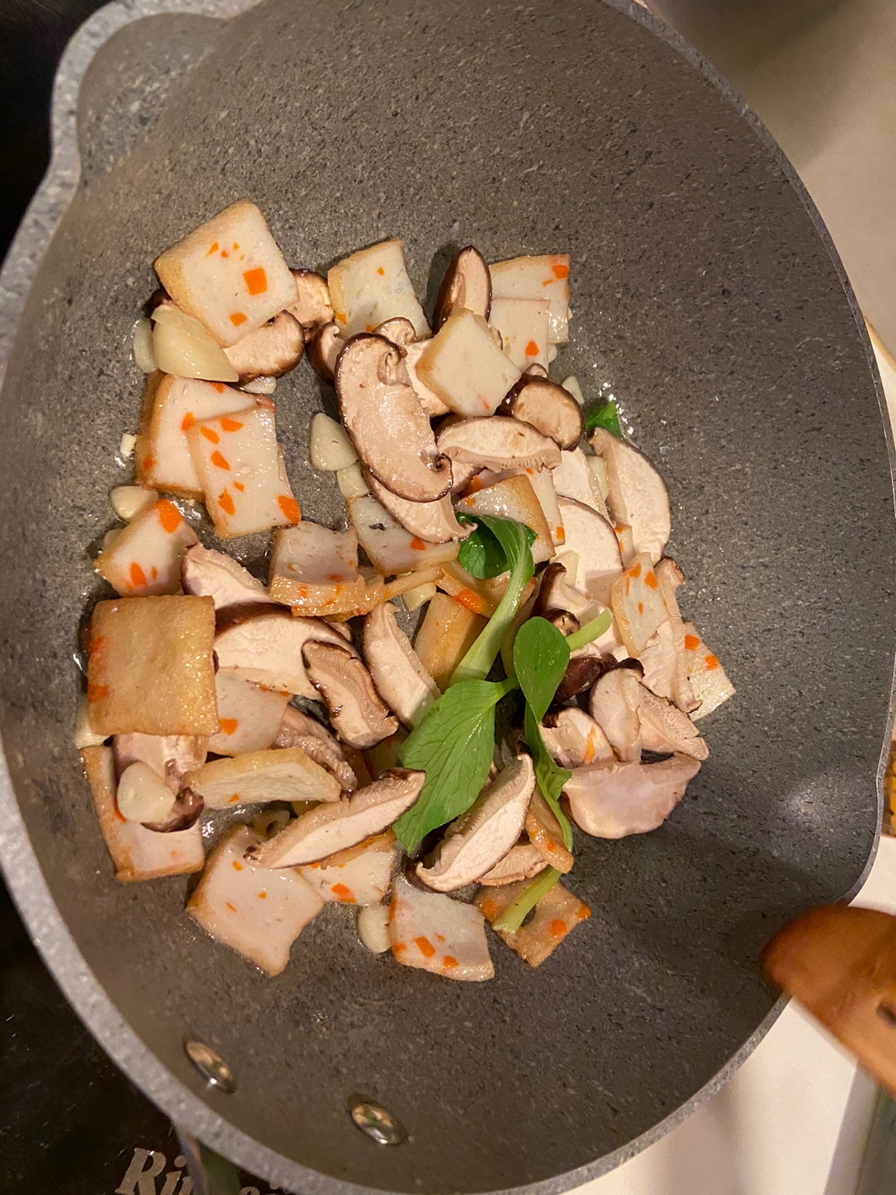 鱼豆腐炒面