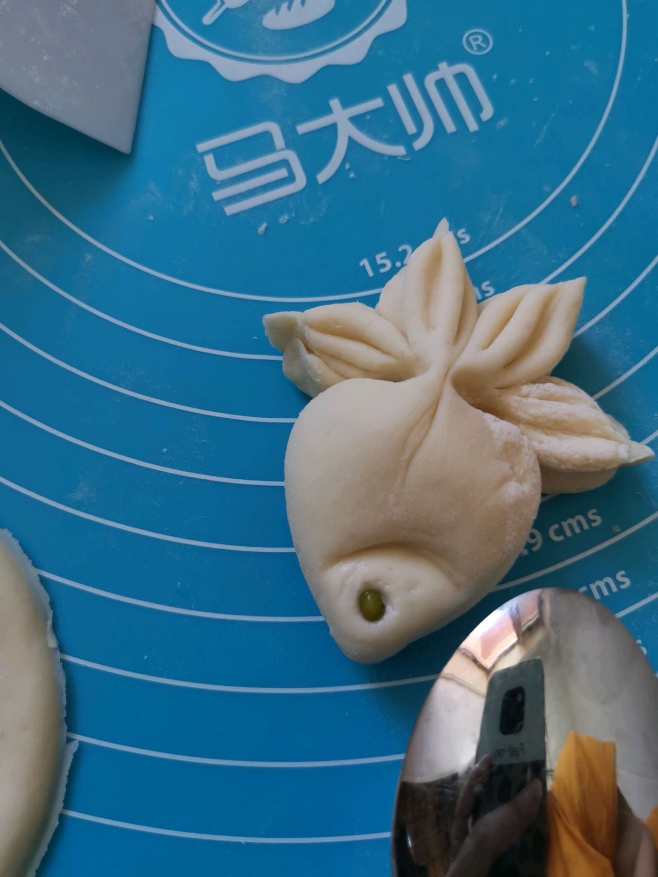 鱼馒头