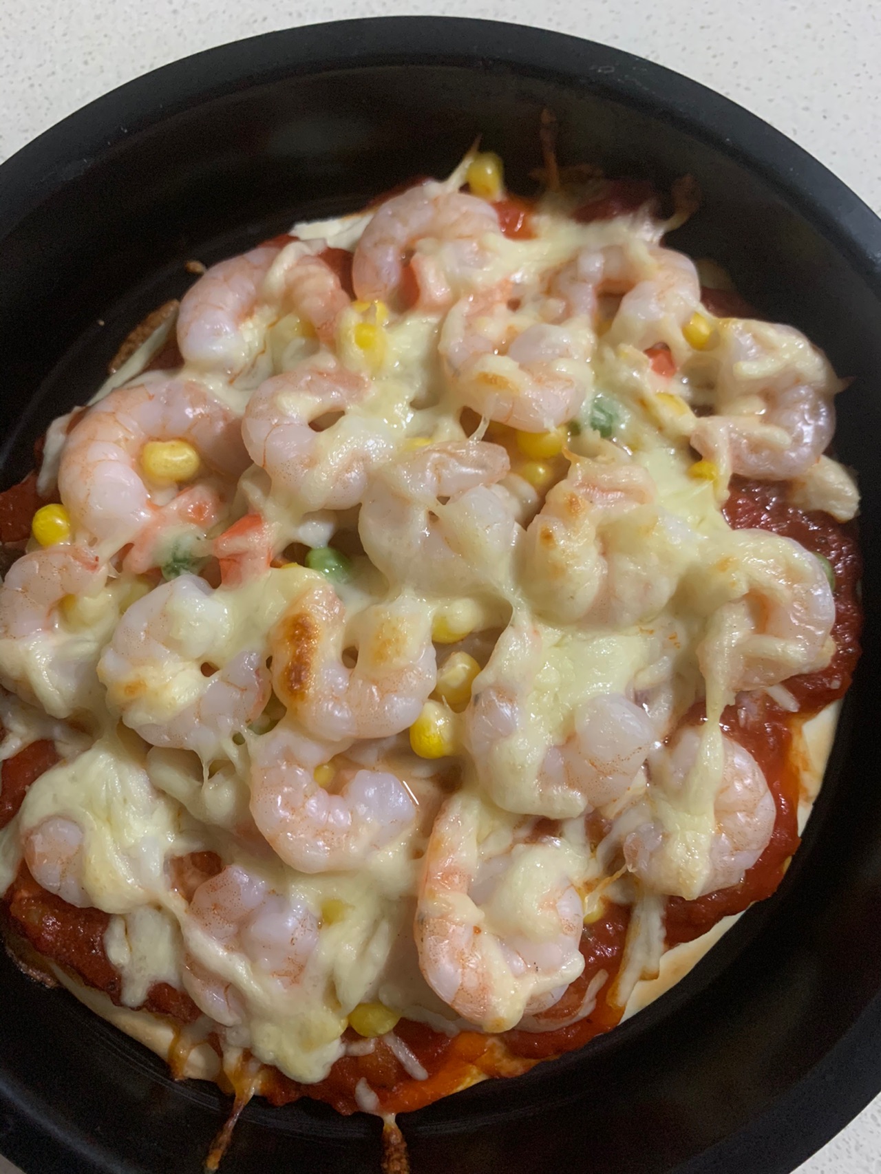 玉米鸡肉虾仁烤披萨