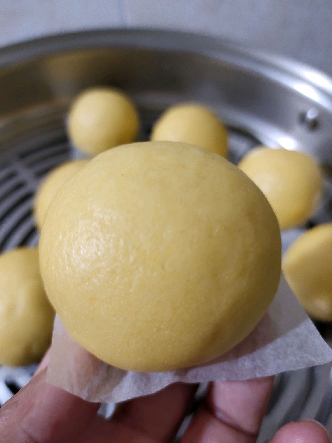 玉米面豆沙包