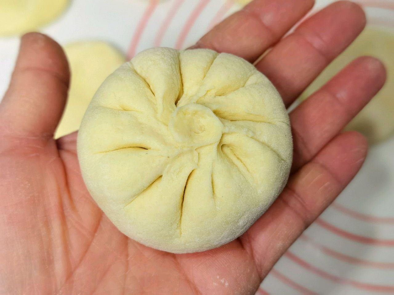 玉米面生煎包