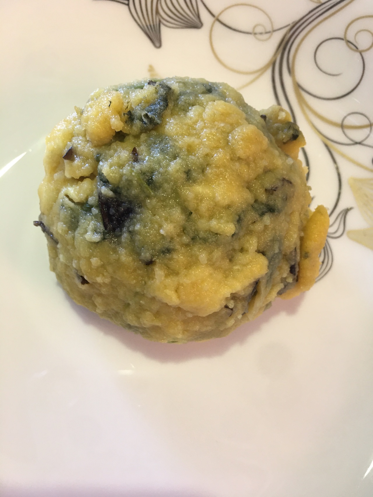 玉米面蔬菜团子