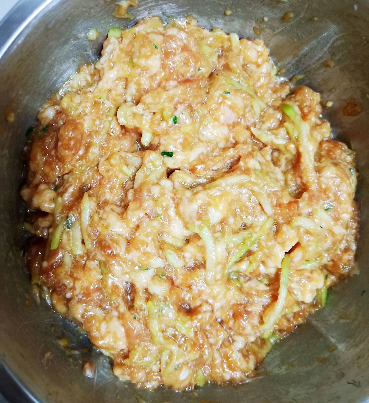 玉米面鲜肉包