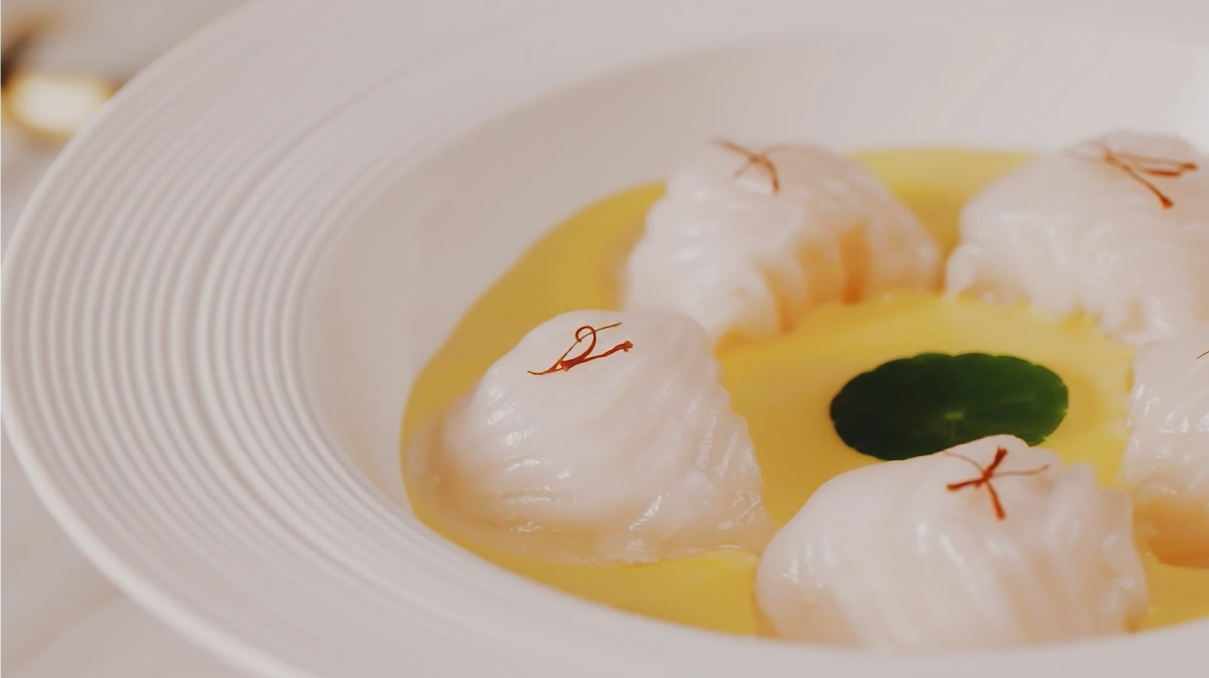 玉米浓汤水晶虾饺