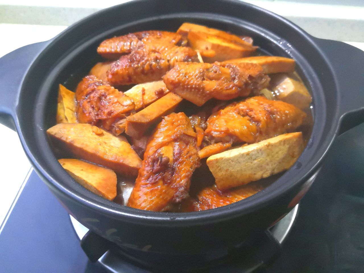 芋头炖鸡翅