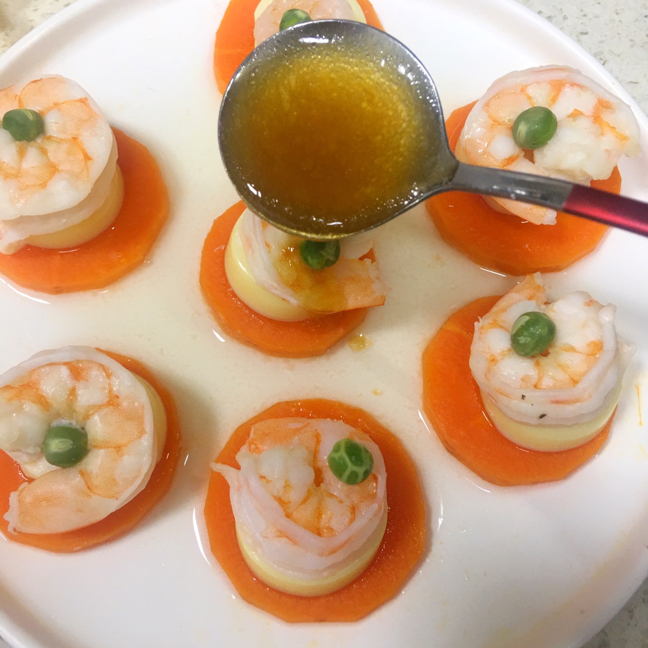 【玉子豆腐蒸虾仁】
