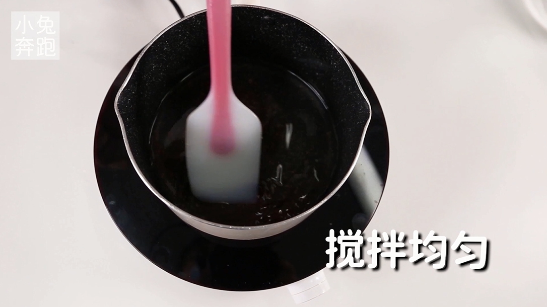 原味千层蛋糕的做法，小兔奔跑甜品教程