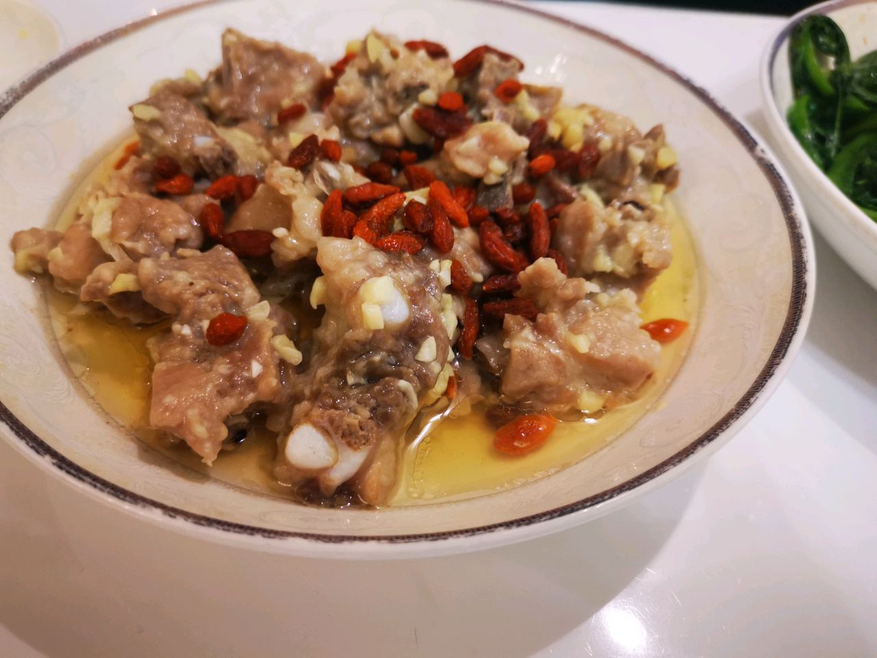 原汁原味的魅力→蒜蓉蒸排骨