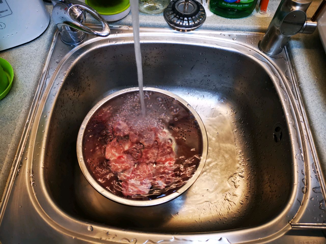 原汁原味的魅力→蒜蓉蒸排骨