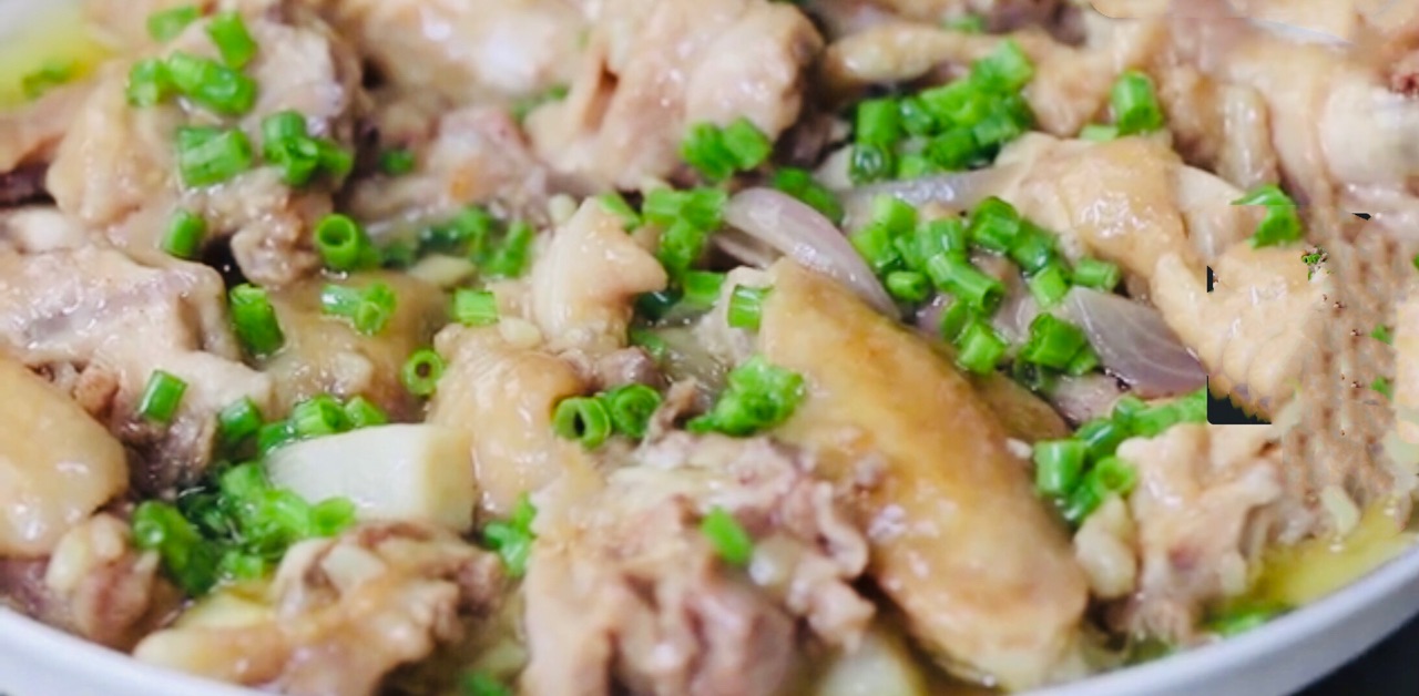 原汁原味蒸鸡