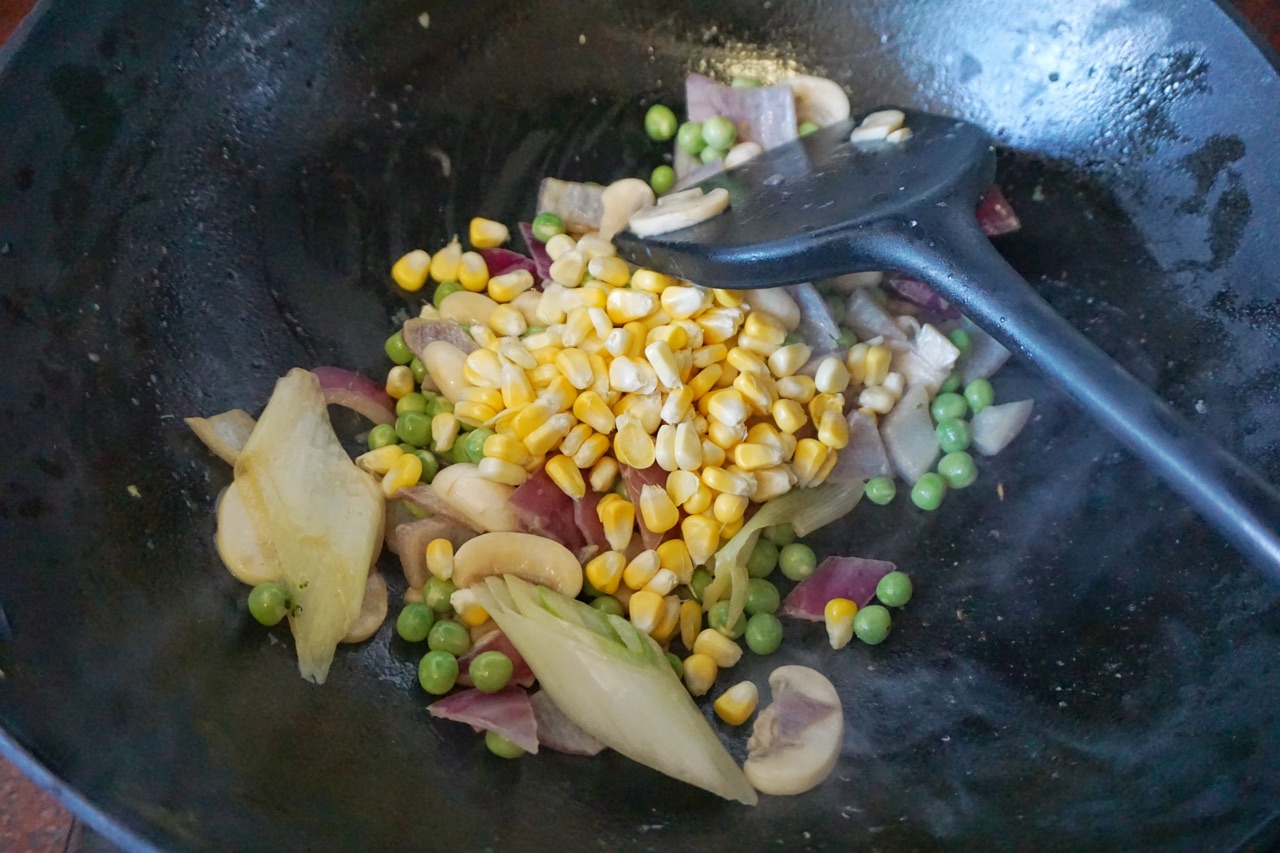 杂蔬炒肥牛