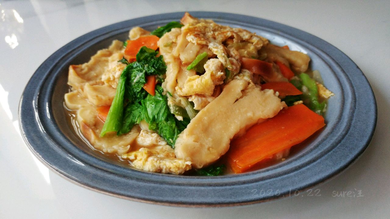 杂蔬荤蛋炝锅饼