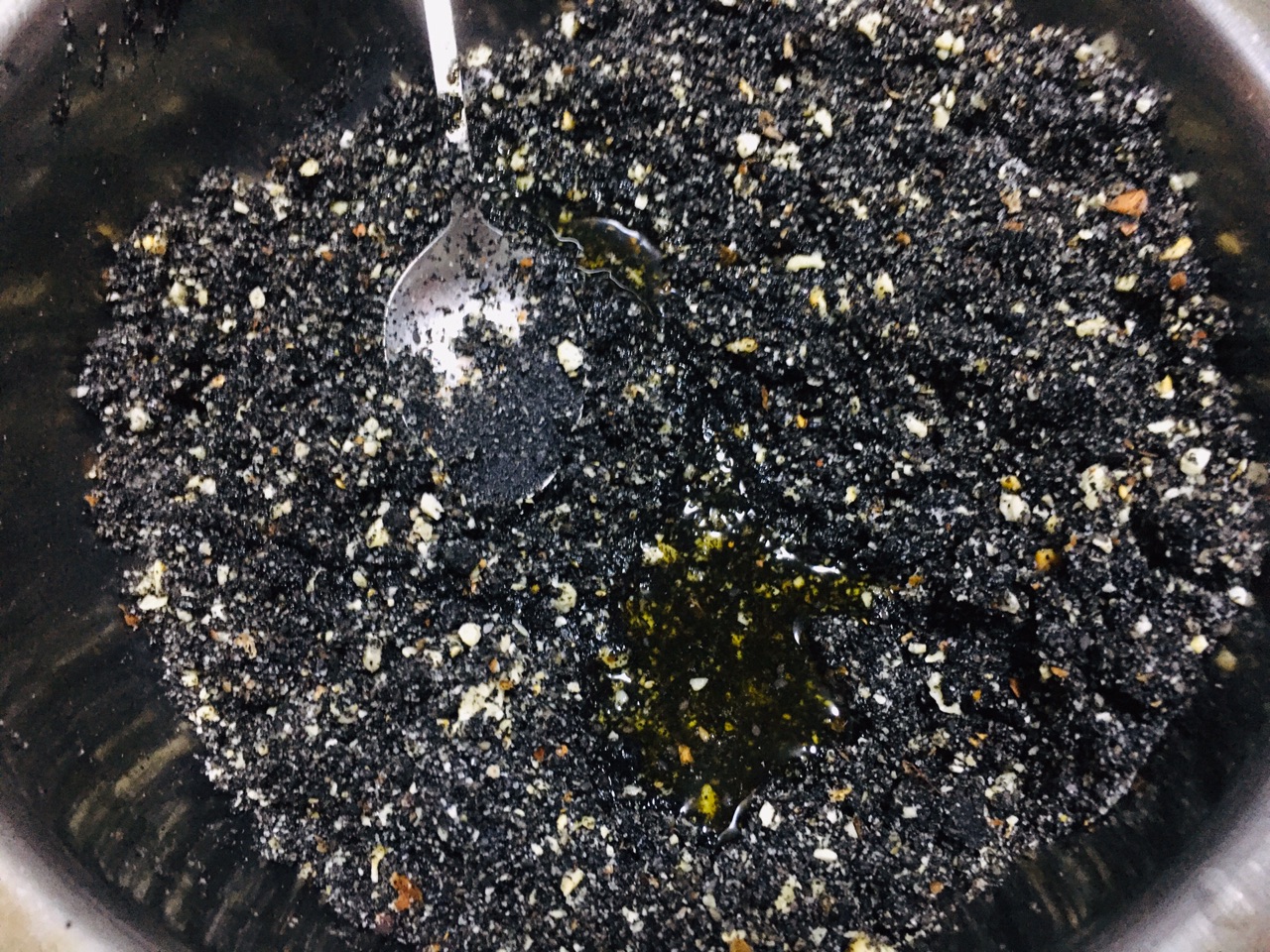 在家就能做的黑芝麻花生汤圆