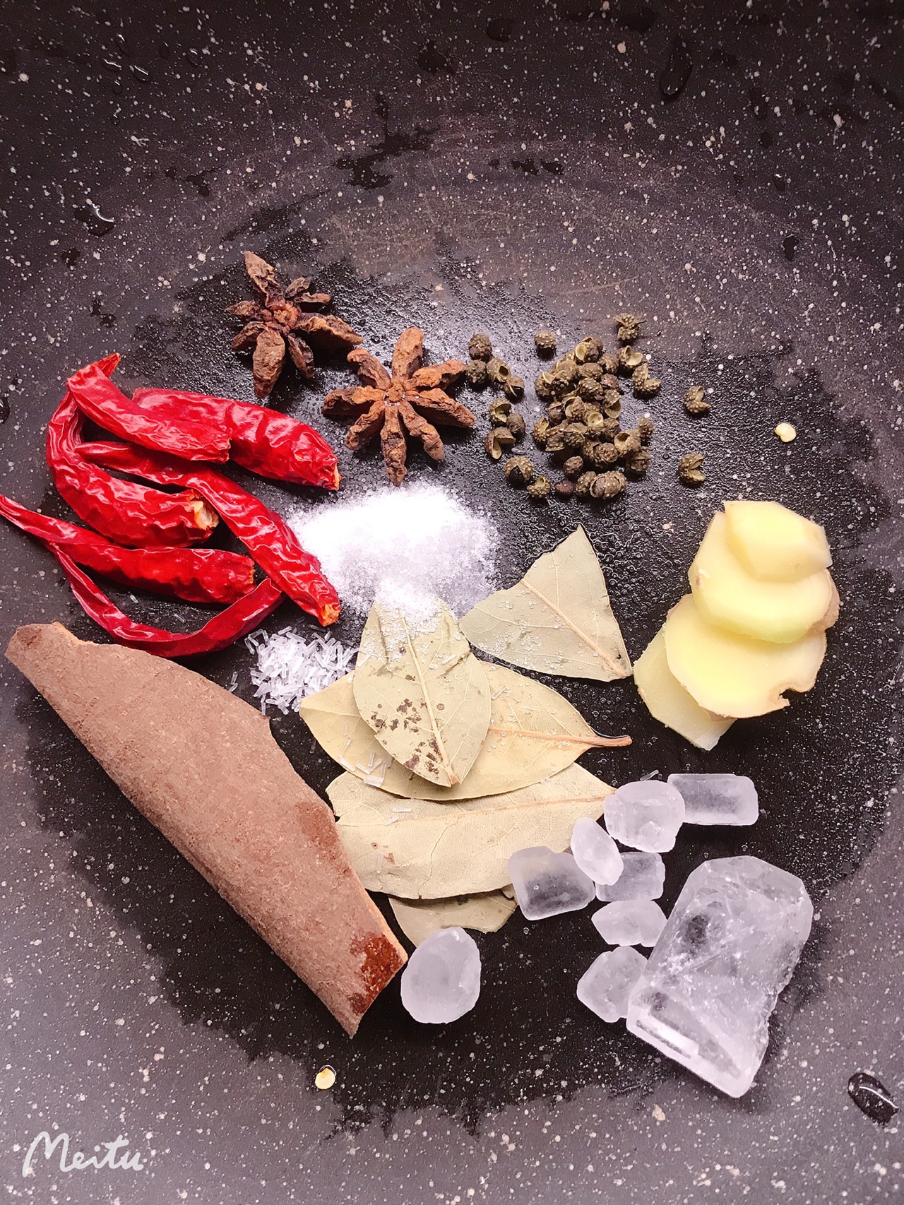 在家也能吃到辣卤鸡翅