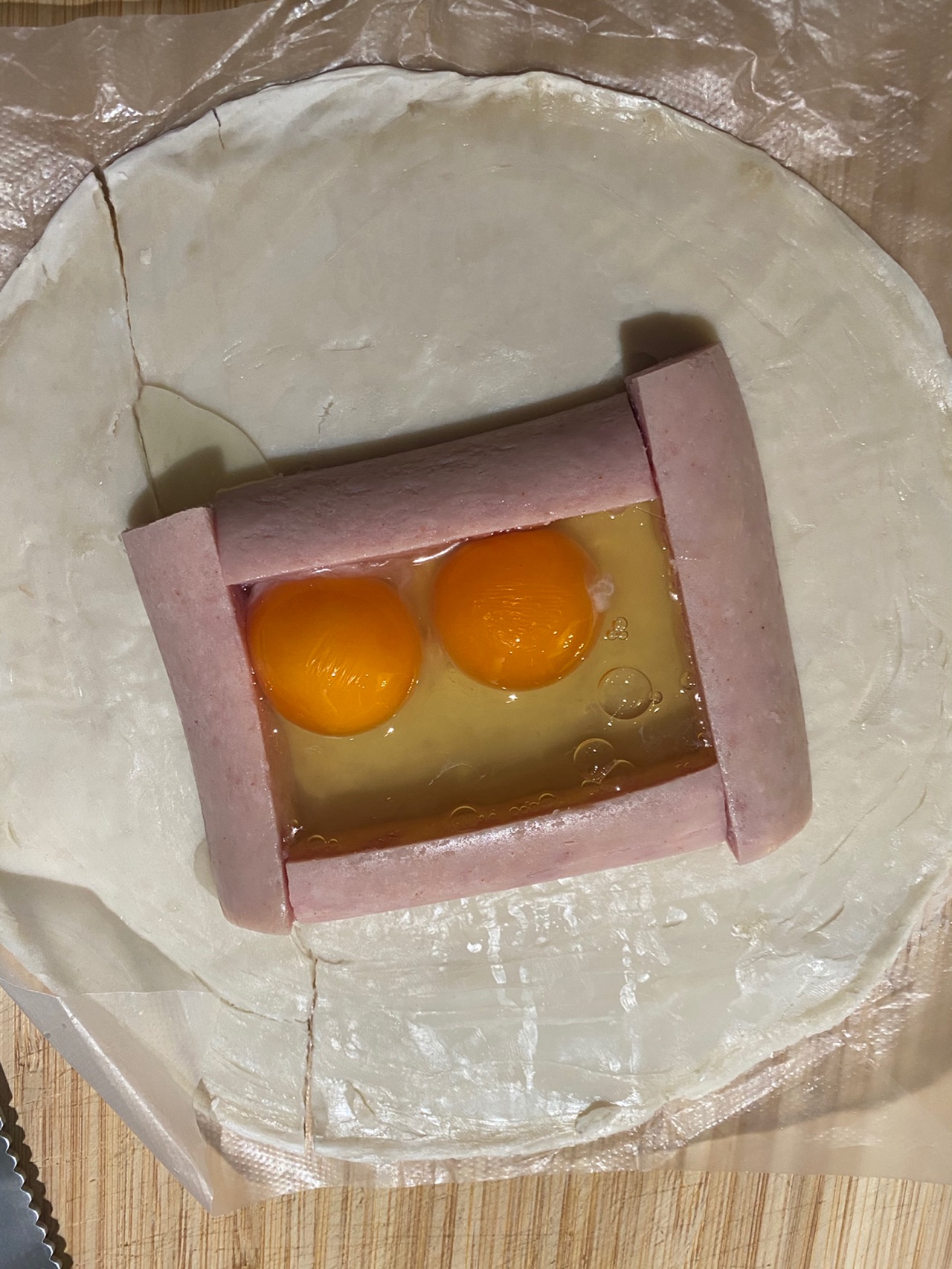 早餐—鸡蛋肉肠手抓饼