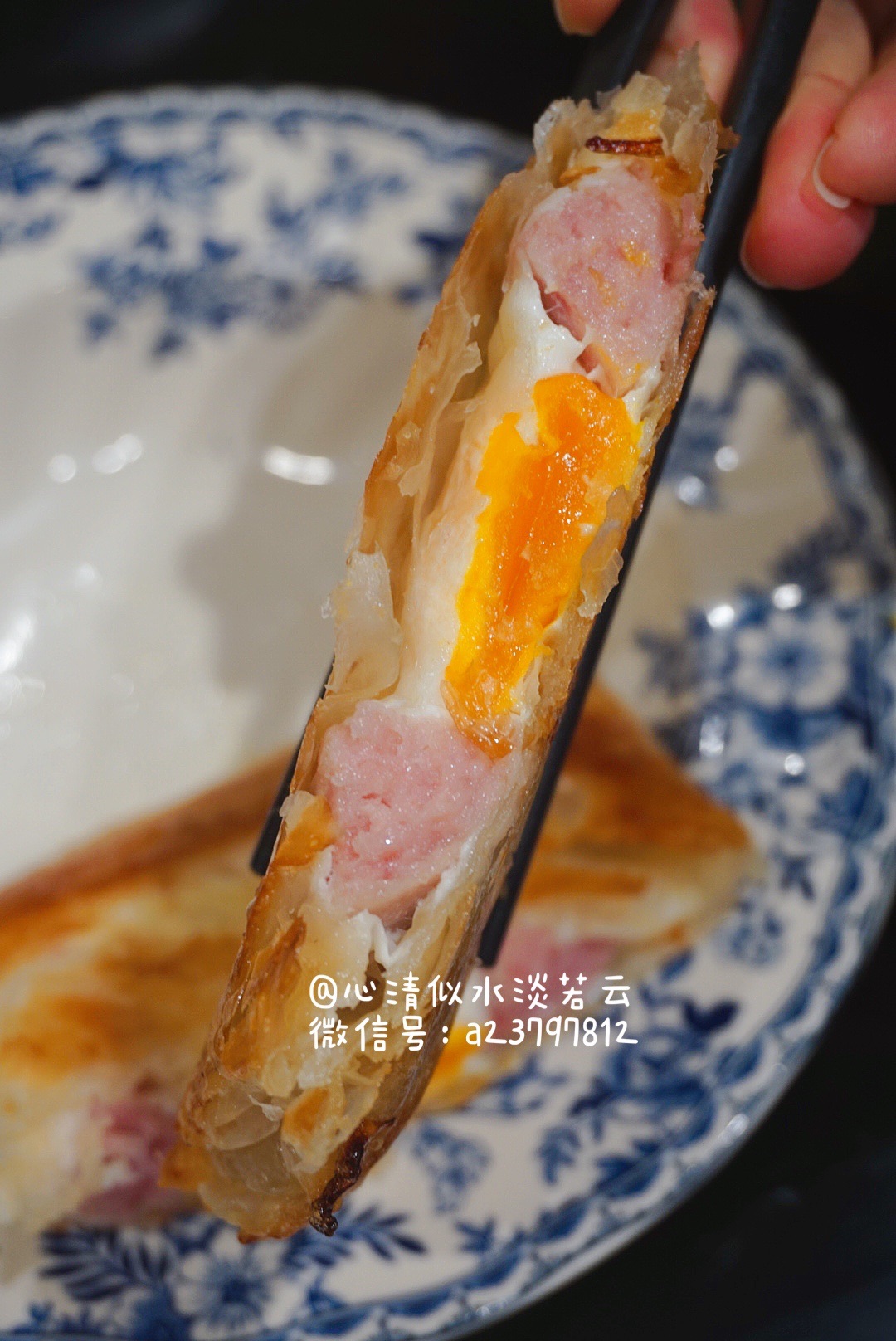 早餐—鸡蛋肉肠手抓饼
