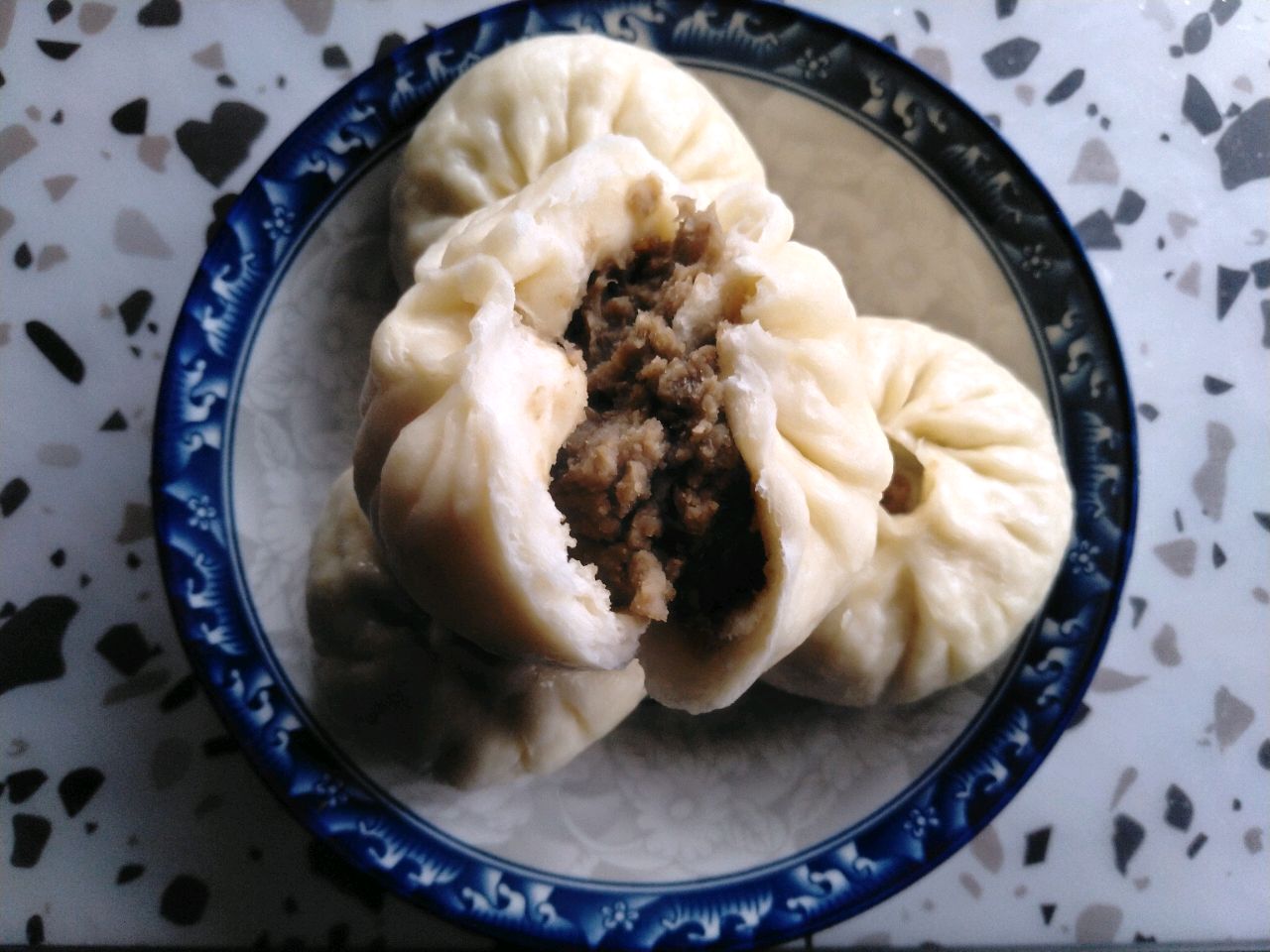 早餐～绿豆包子