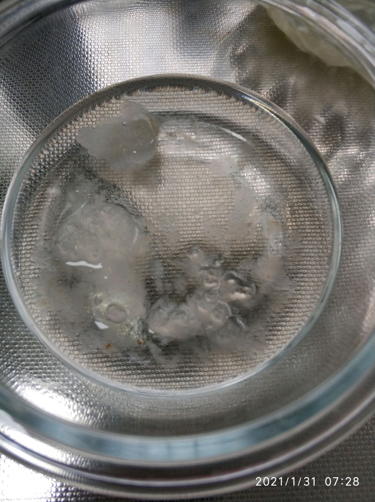 皂角米雪燕桃胶银耳牛奶羹