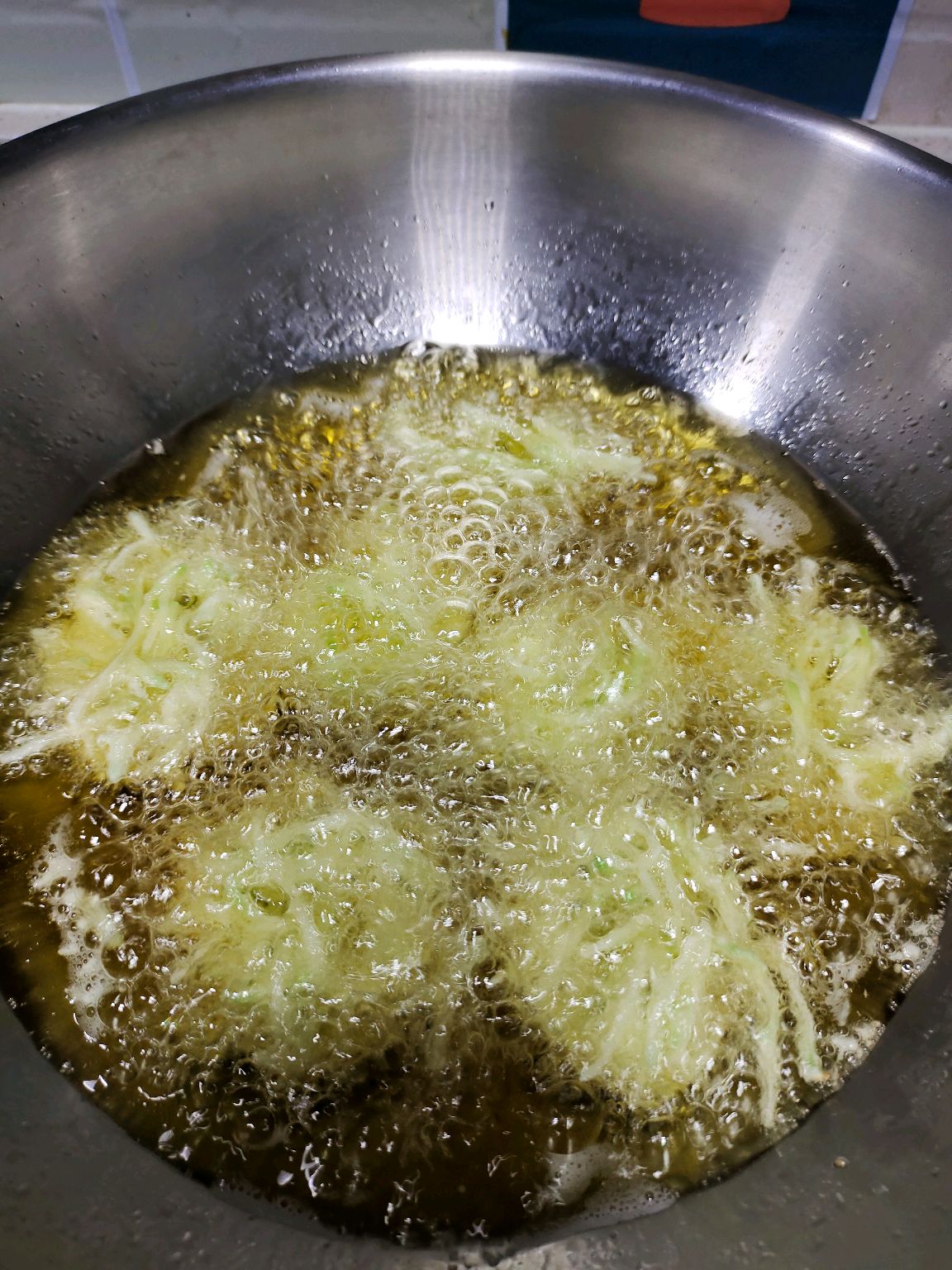 炸菜丸子