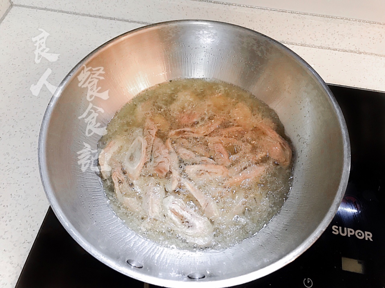 【炸大肠】酥香！酒店的标准美味！