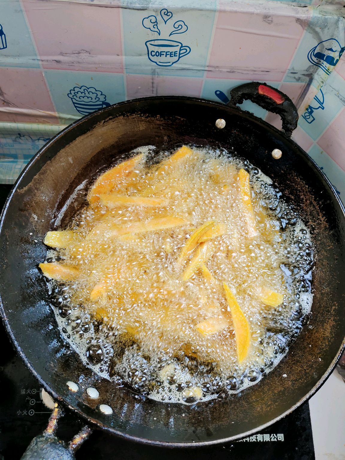 炸红薯条