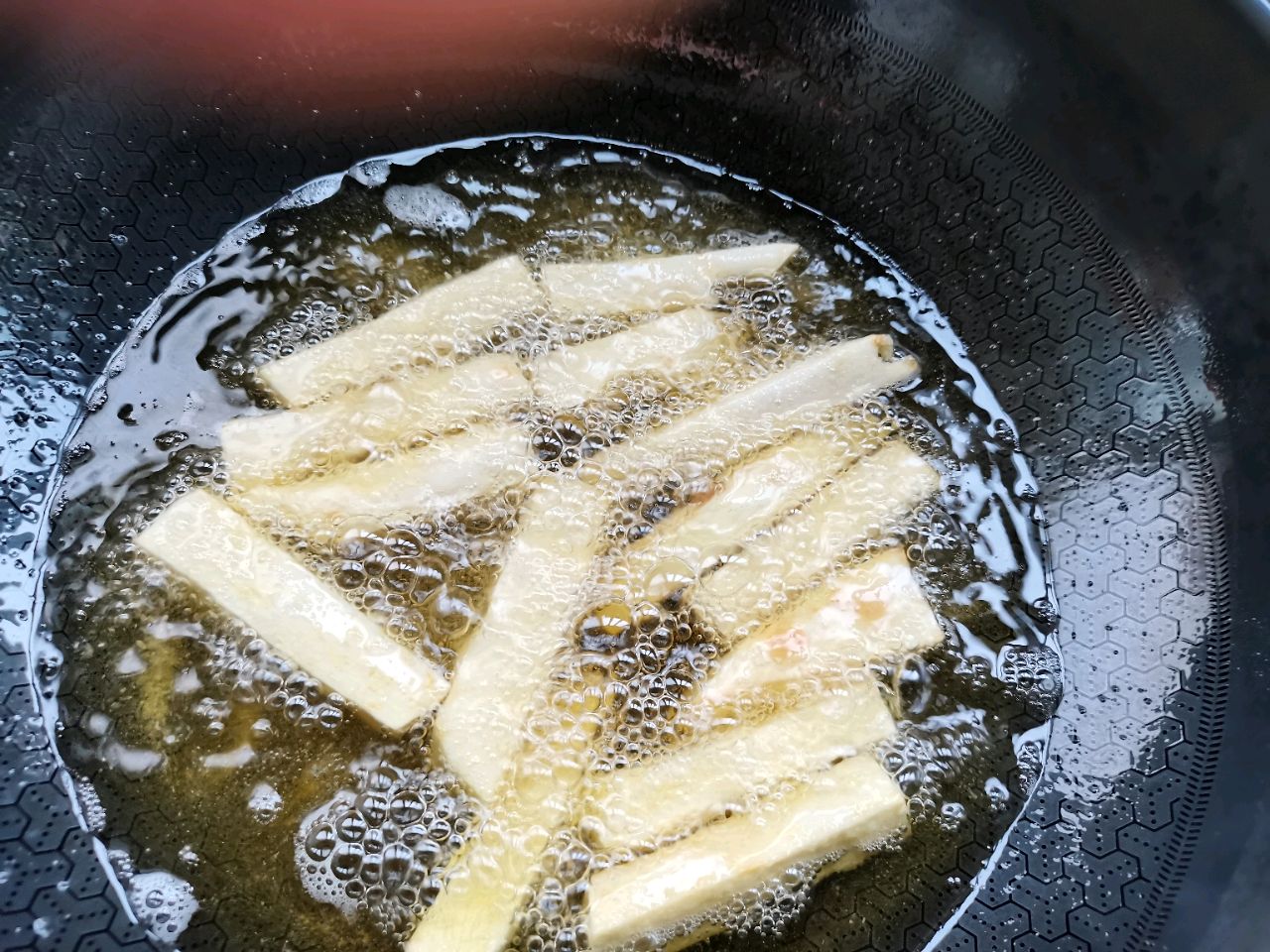 炸红薯条