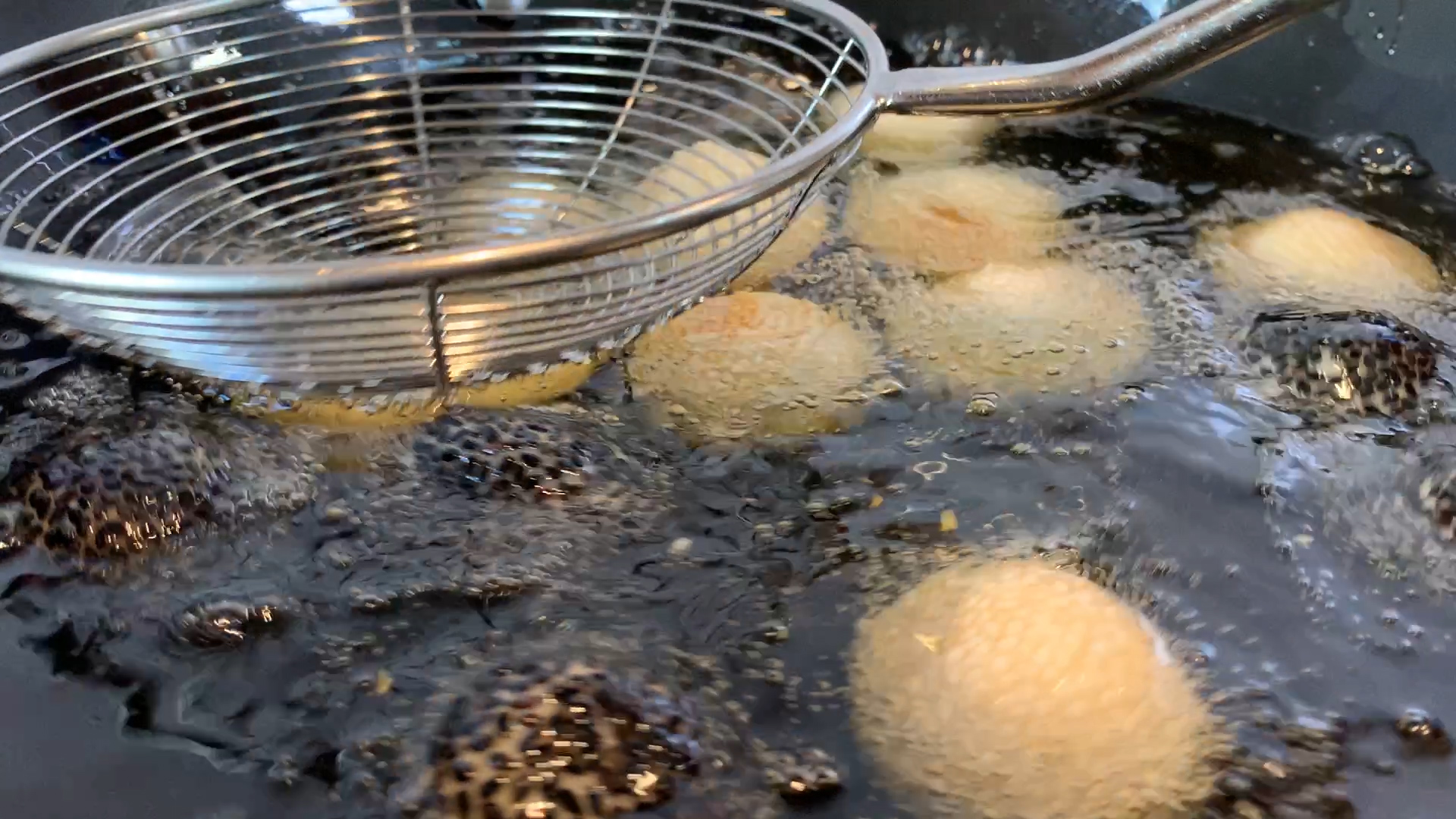 炸麻团