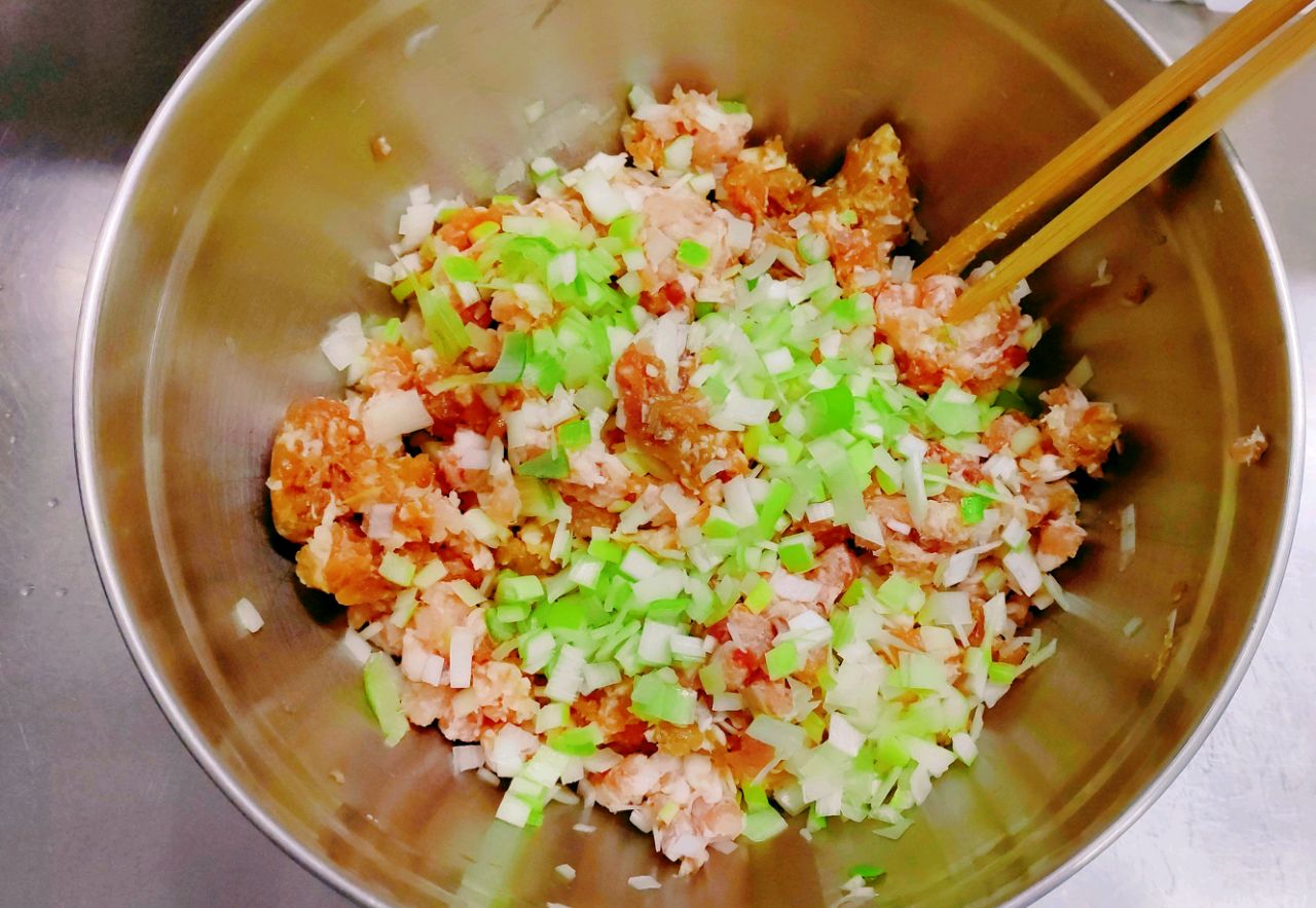 炸藕丸子