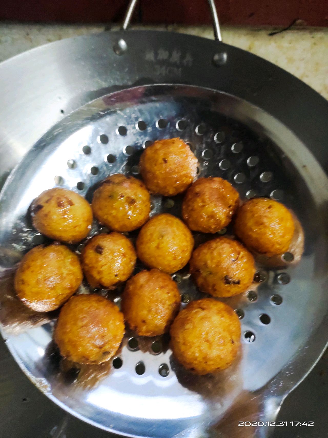 炸土豆丸子